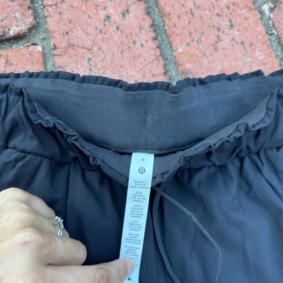 Stretch High-Rise Jogger, Full Length. Size 4. - Picture 4 of 6